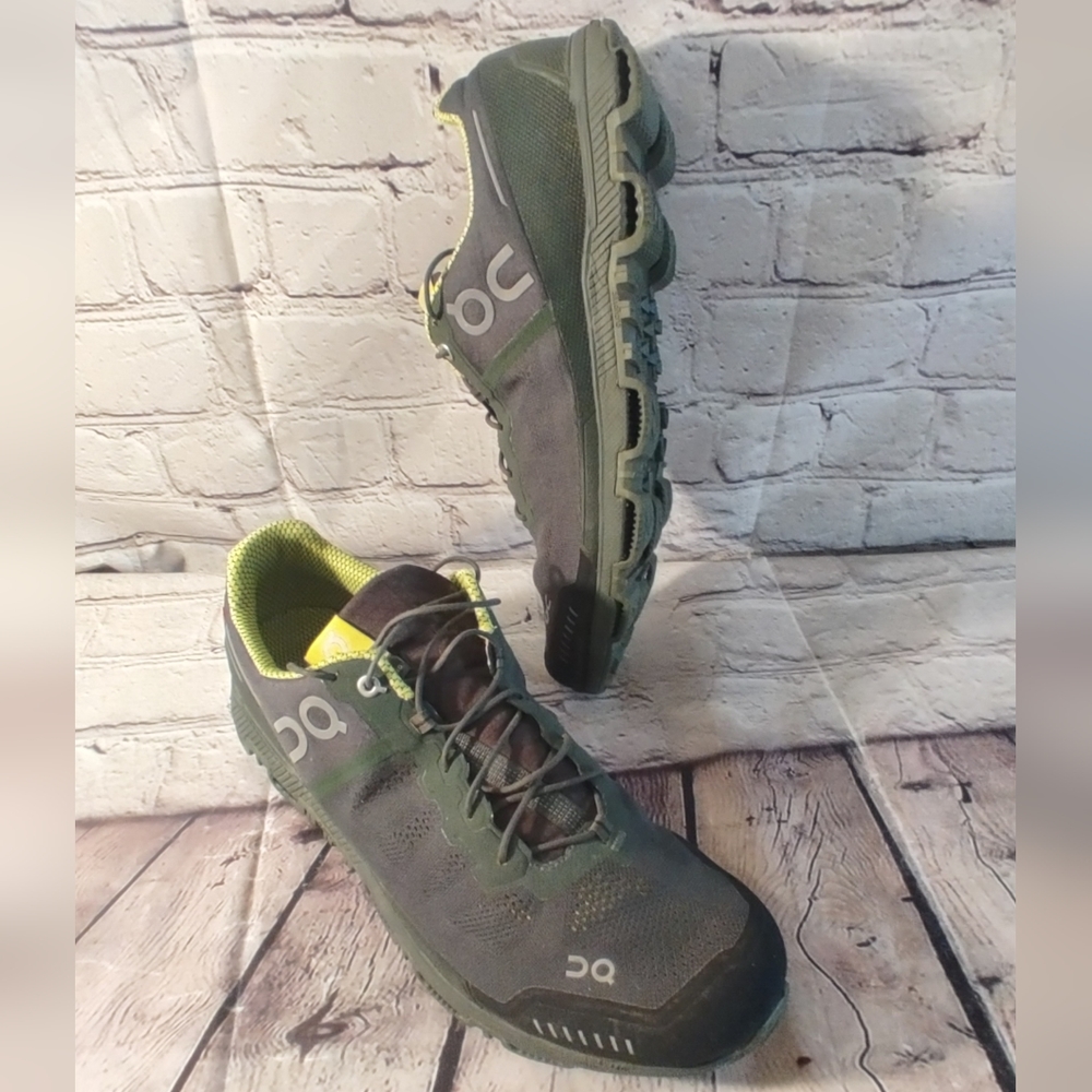 On Cloud Cloud Venture Size 13 Green Running Shoes